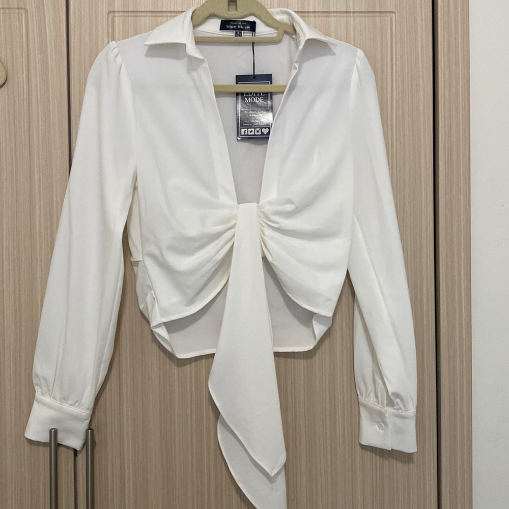Blue Blush white cropped blouse